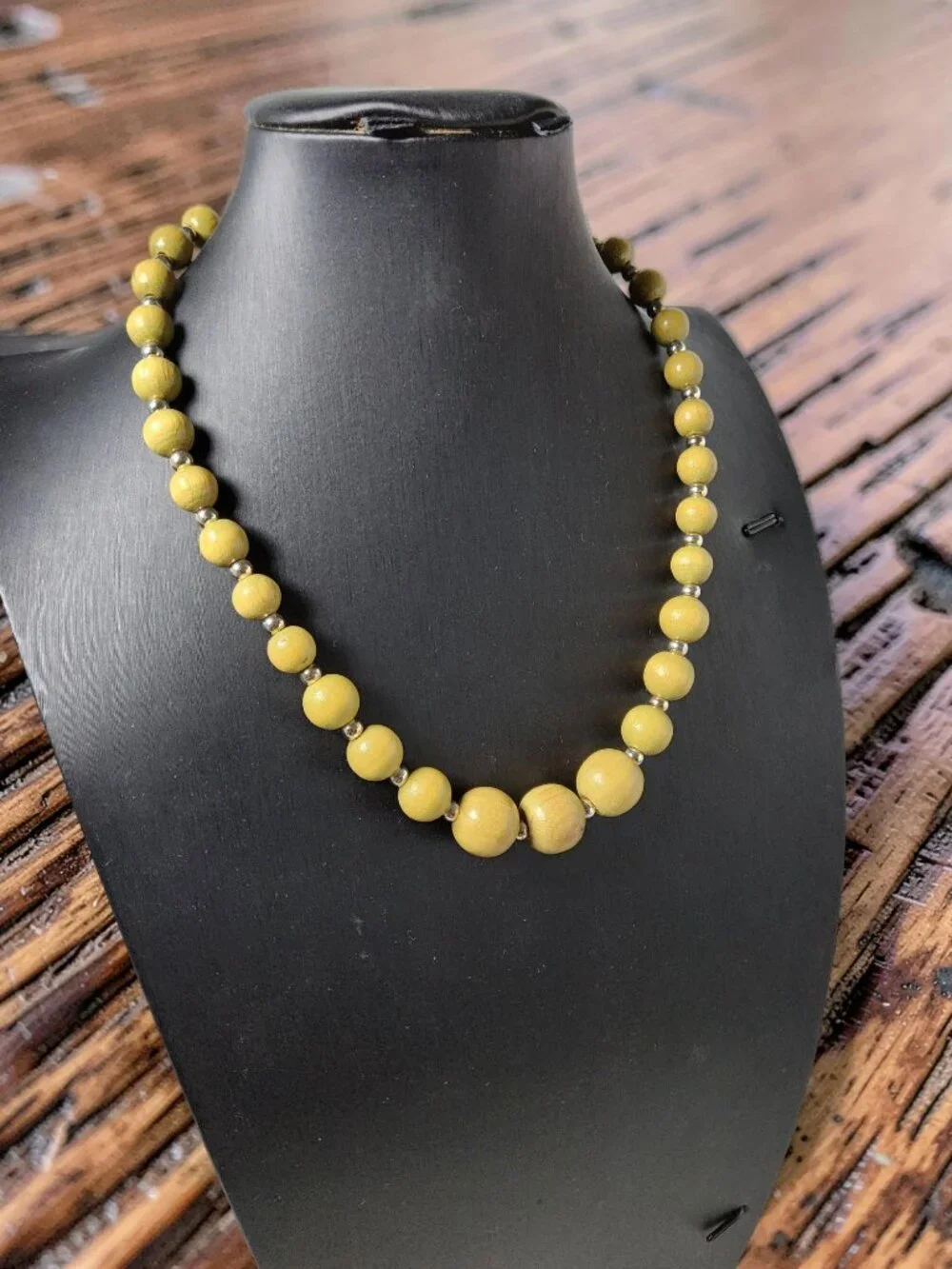 vintage polished olive wooden and silver metal beaded single row necklace
